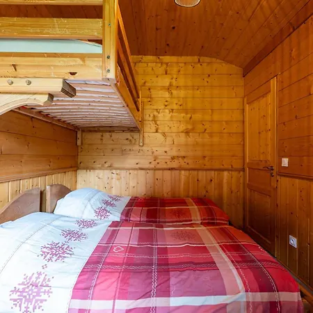 Les Skieurs Chalet
