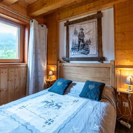 Les Skieurs Chalet *